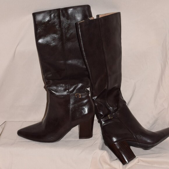 Chocolate Brown Boots - Picture 1 of 3